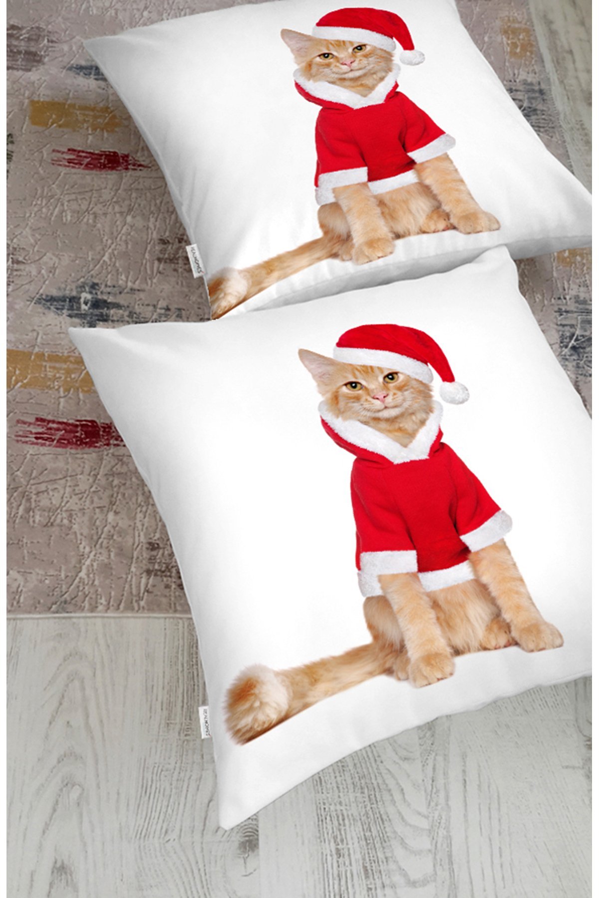 Yılbaşı Kıyafetli Kedi Desenli Dijital Baskılı Modern Hayvan Yer
